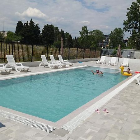 Aparthotel Riverside Vip Аpartments à Slantchev Briag Extérieur photo