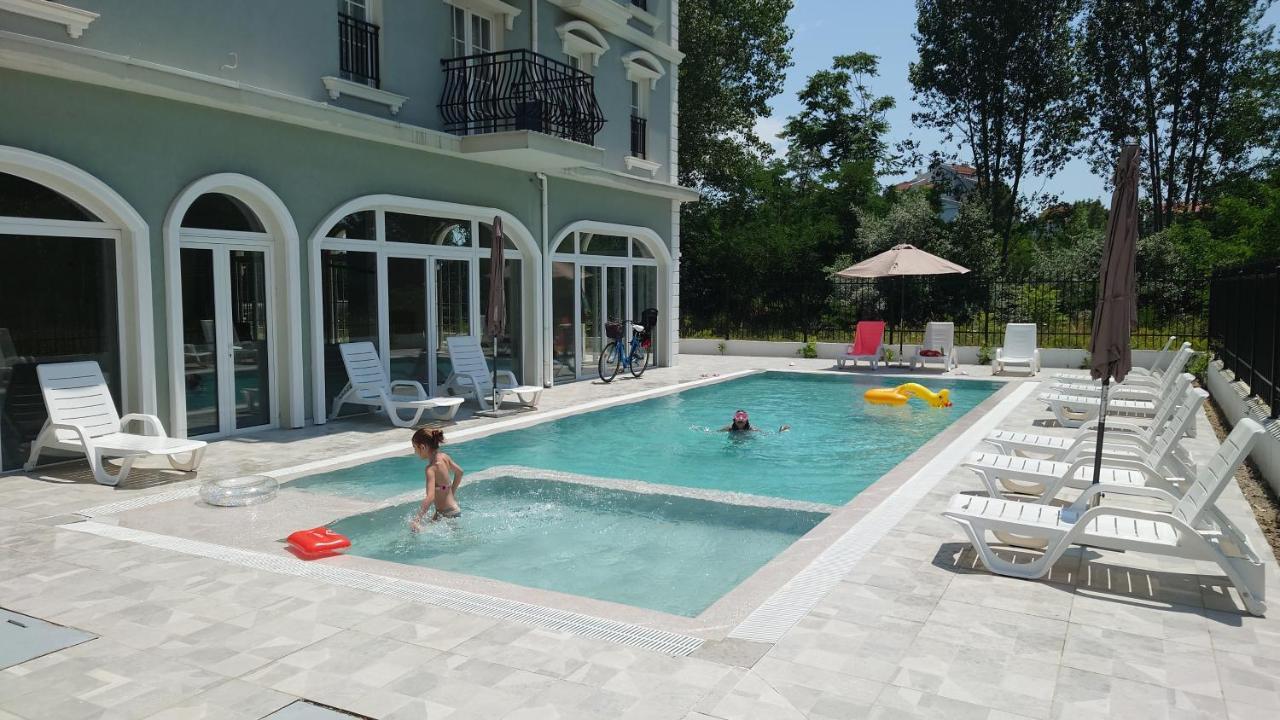 Aparthotel Riverside Vip Аpartments à Slantchev Briag Extérieur photo